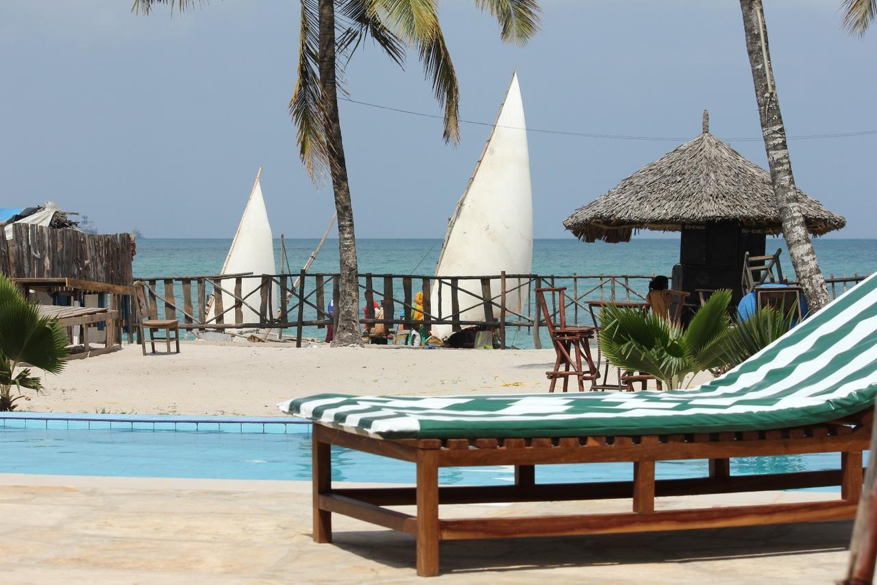 Villa Dahl Beach Resort ดาร์เอสซาลาม ภายนอก รูปภาพ