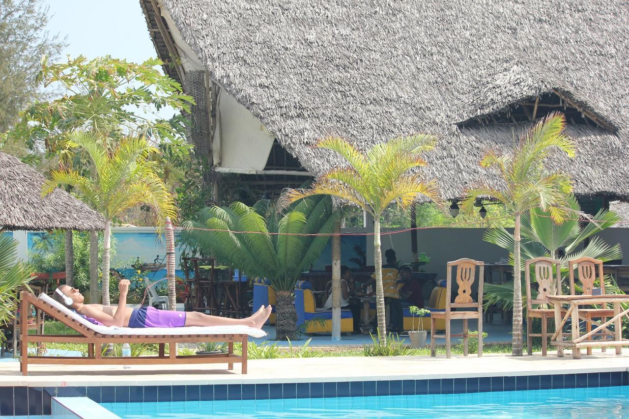 Villa Dahl Beach Resort ดาร์เอสซาลาม ภายนอก รูปภาพ