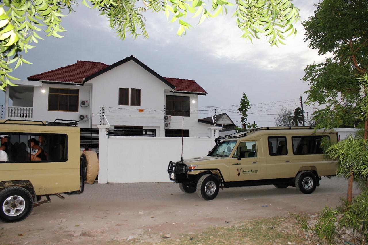 Villa Dahl Beach Resort ดาร์เอสซาลาม ภายนอก รูปภาพ