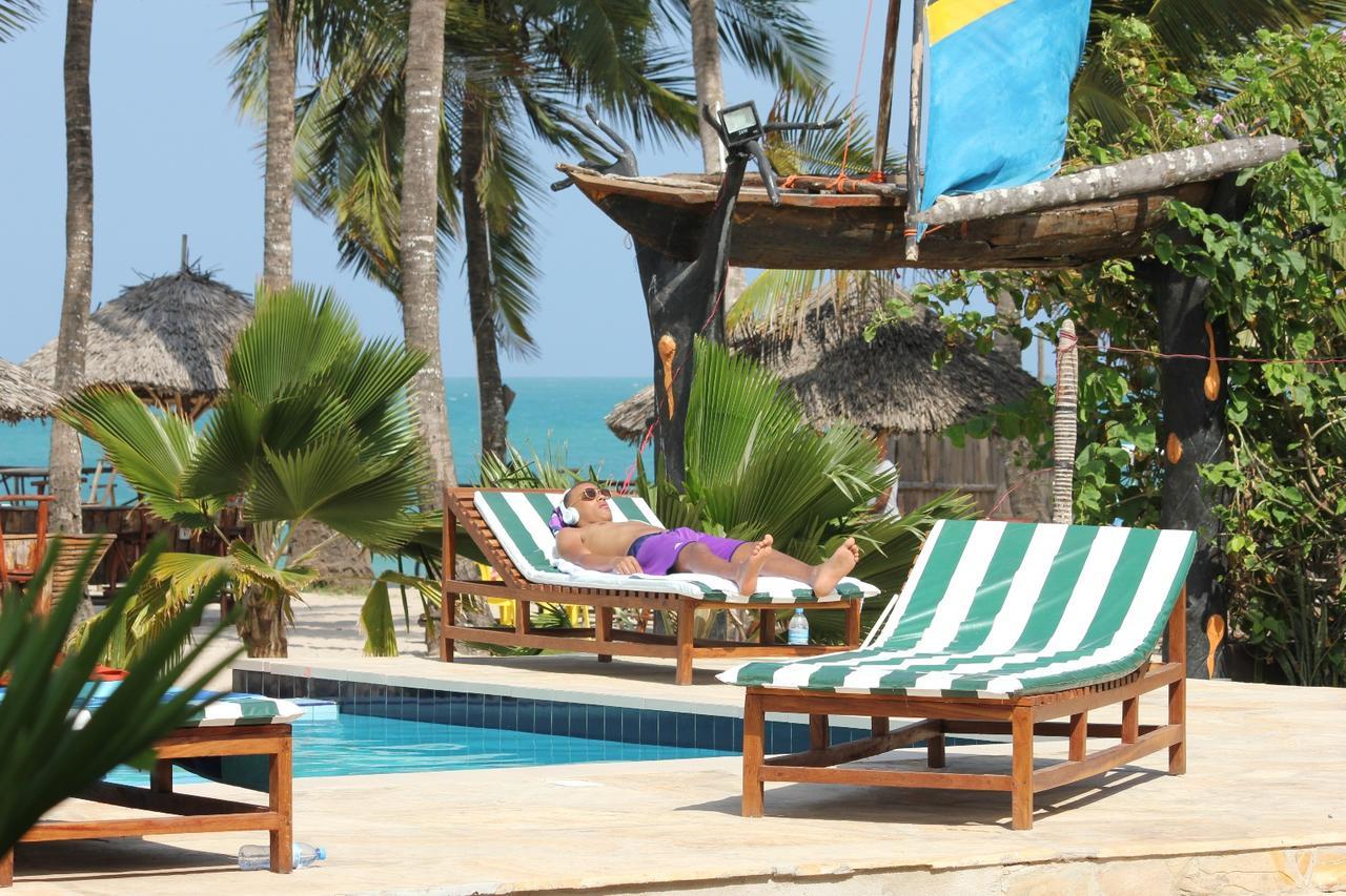 Villa Dahl Beach Resort ดาร์เอสซาลาม ภายนอก รูปภาพ