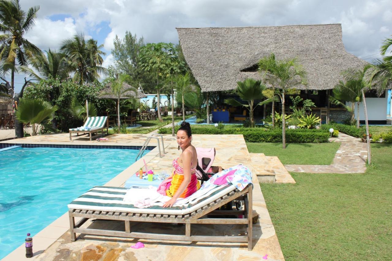 Villa Dahl Beach Resort ดาร์เอสซาลาม ภายนอก รูปภาพ