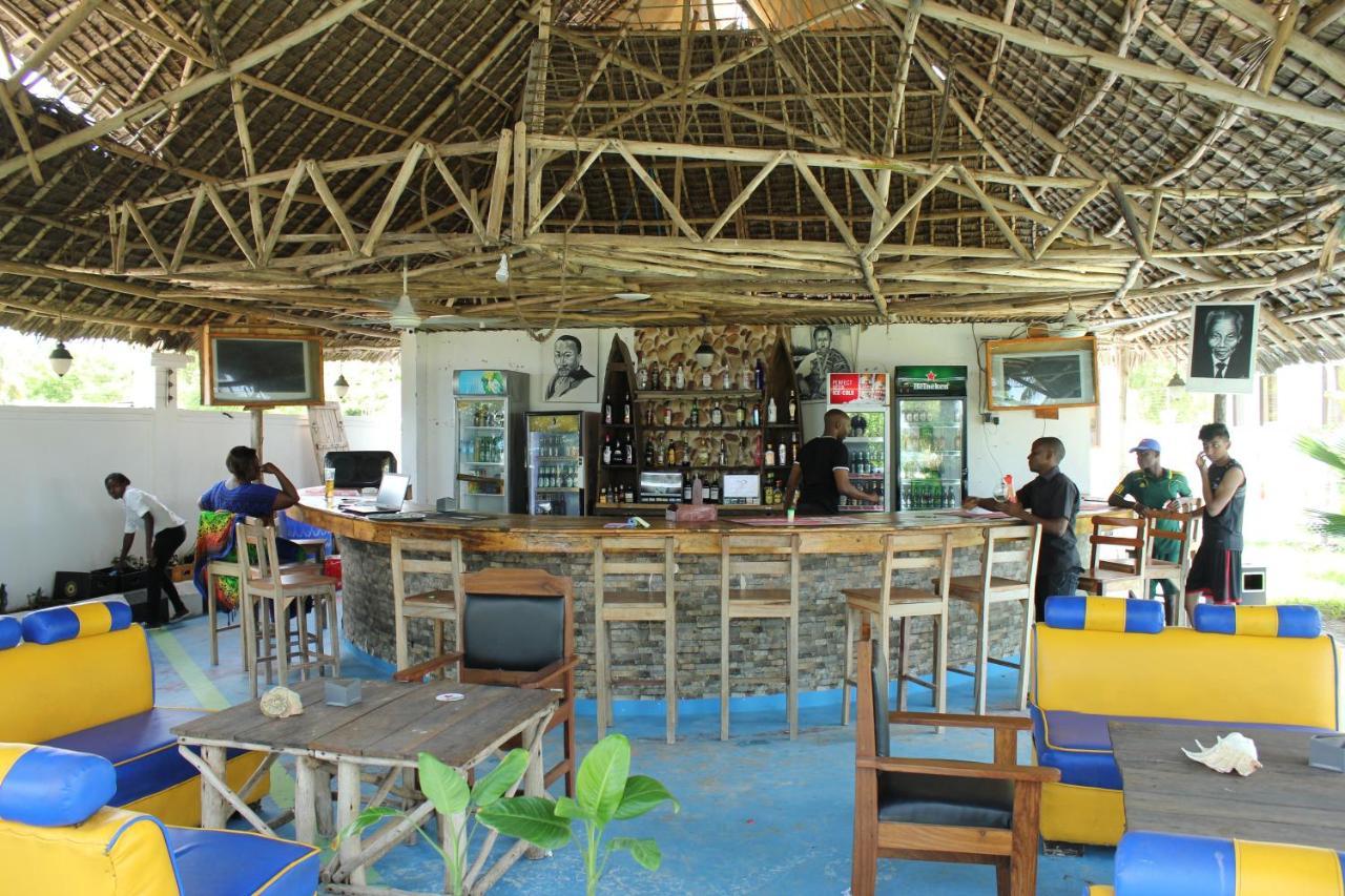 Villa Dahl Beach Resort ดาร์เอสซาลาม ภายนอก รูปภาพ