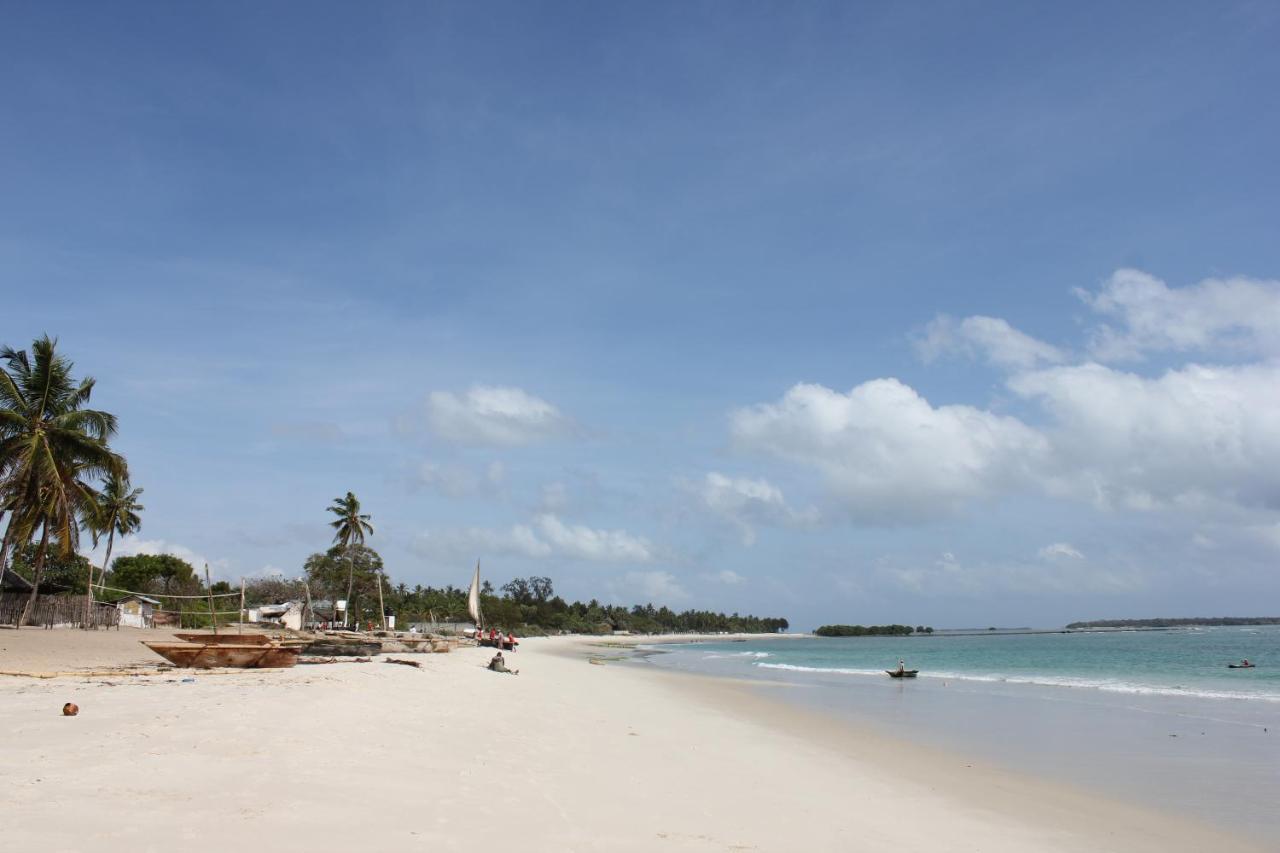 Villa Dahl Beach Resort ดาร์เอสซาลาม ภายนอก รูปภาพ