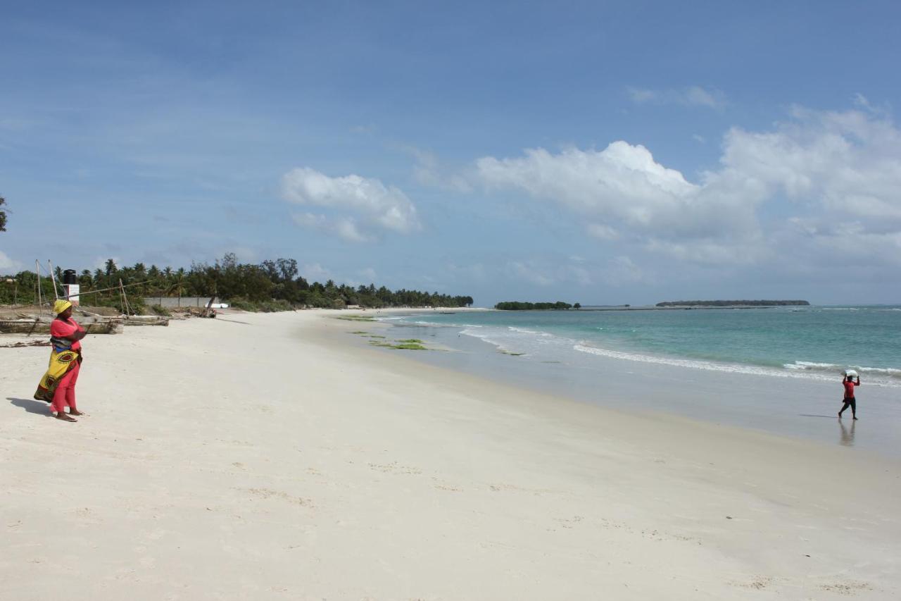 Villa Dahl Beach Resort ดาร์เอสซาลาม ภายนอก รูปภาพ