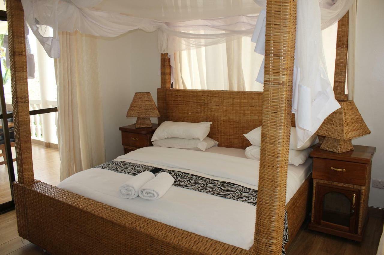 Villa Dahl Beach Resort ดาร์เอสซาลาม ภายนอก รูปภาพ