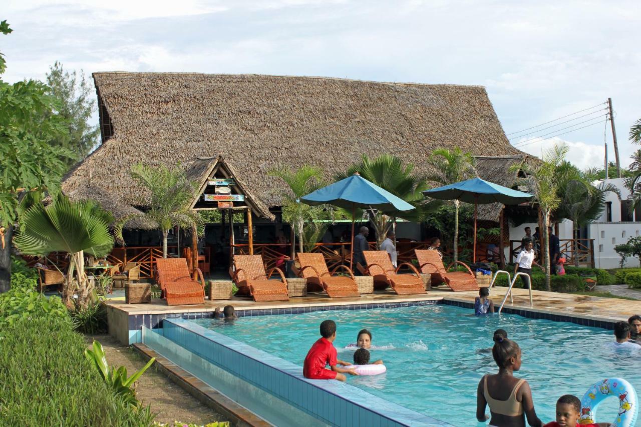 Villa Dahl Beach Resort ดาร์เอสซาลาม ภายนอก รูปภาพ