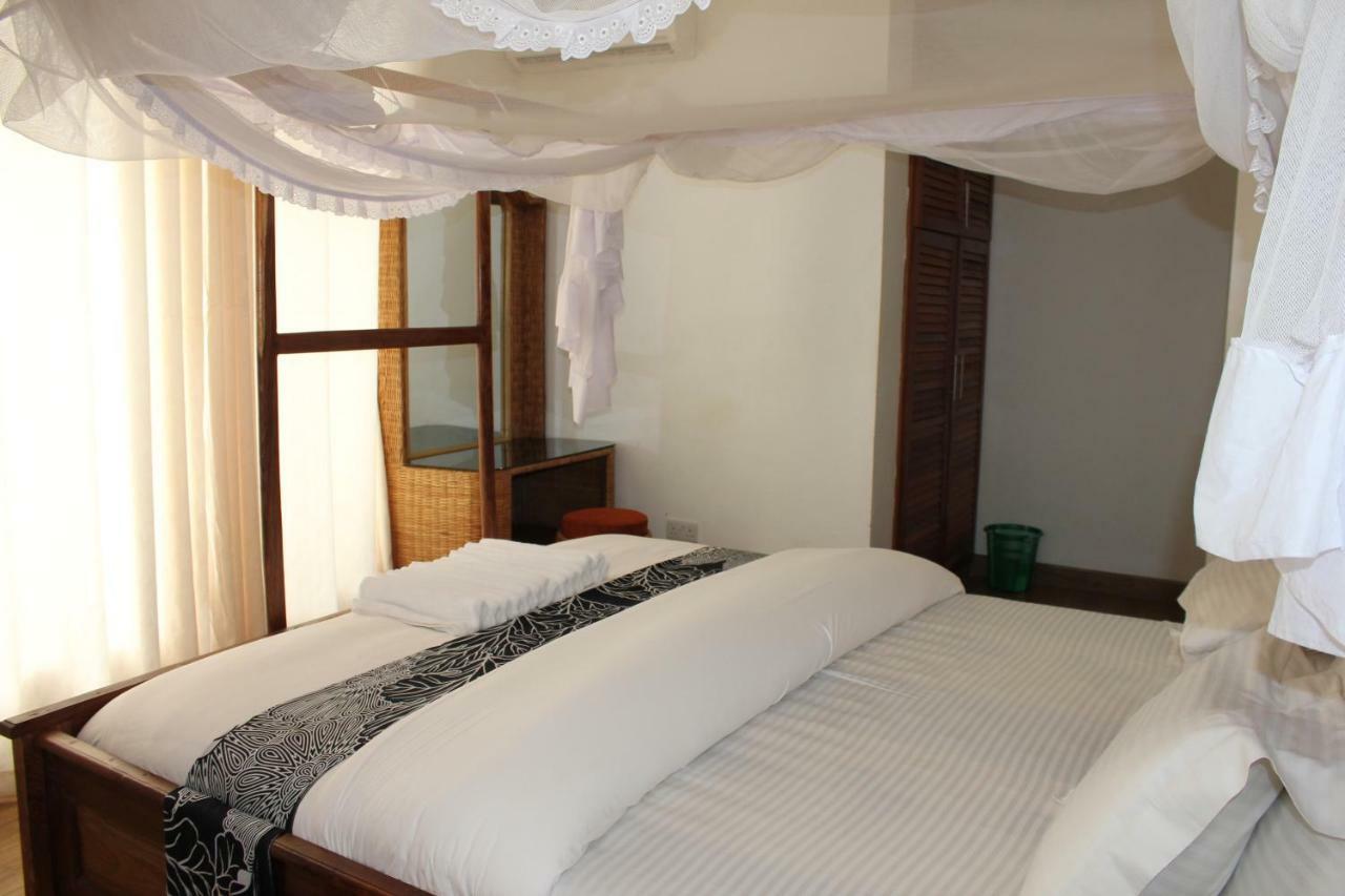 Villa Dahl Beach Resort ดาร์เอสซาลาม ภายนอก รูปภาพ