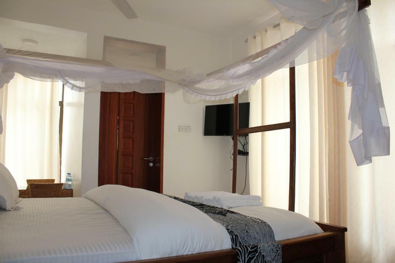 Villa Dahl Beach Resort ดาร์เอสซาลาม ภายนอก รูปภาพ